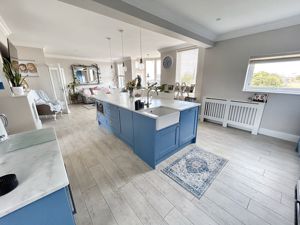 Photo 8- click for photo gallery